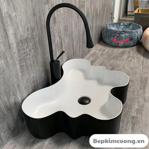 chau-lavabo-dat-ban-men-mau-den-04-Bepkimcuong